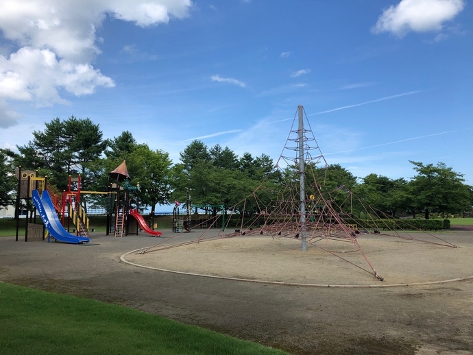 雄物川中央公園